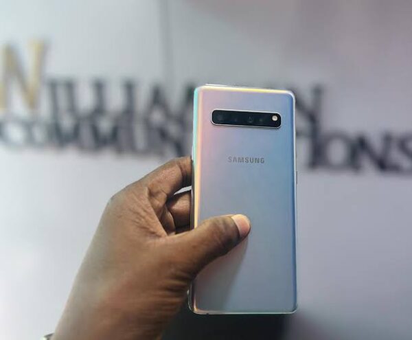 Samsung S10 UK Used - Image 5