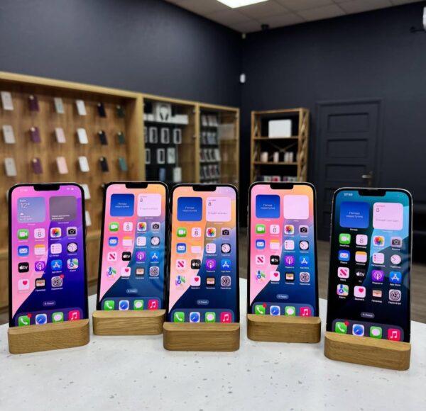 iPhone 13 Pro Max - Image 3